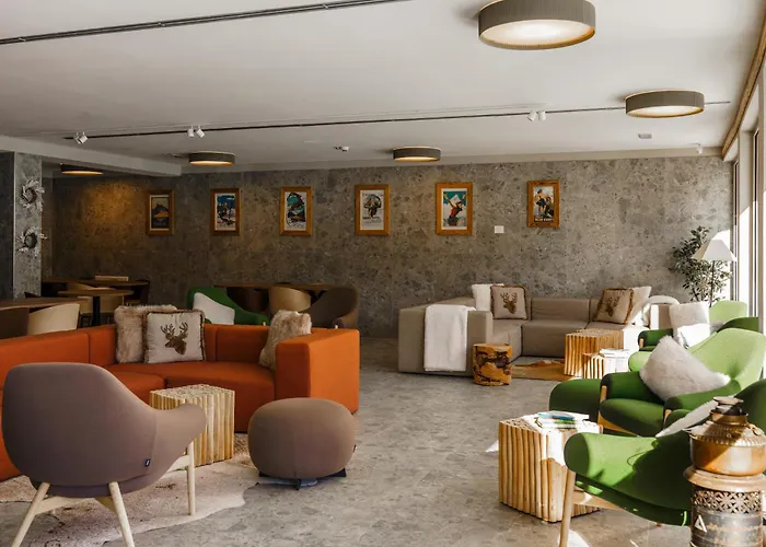 Appart hôtel Maison Poluc - Incanto Alpino 3*